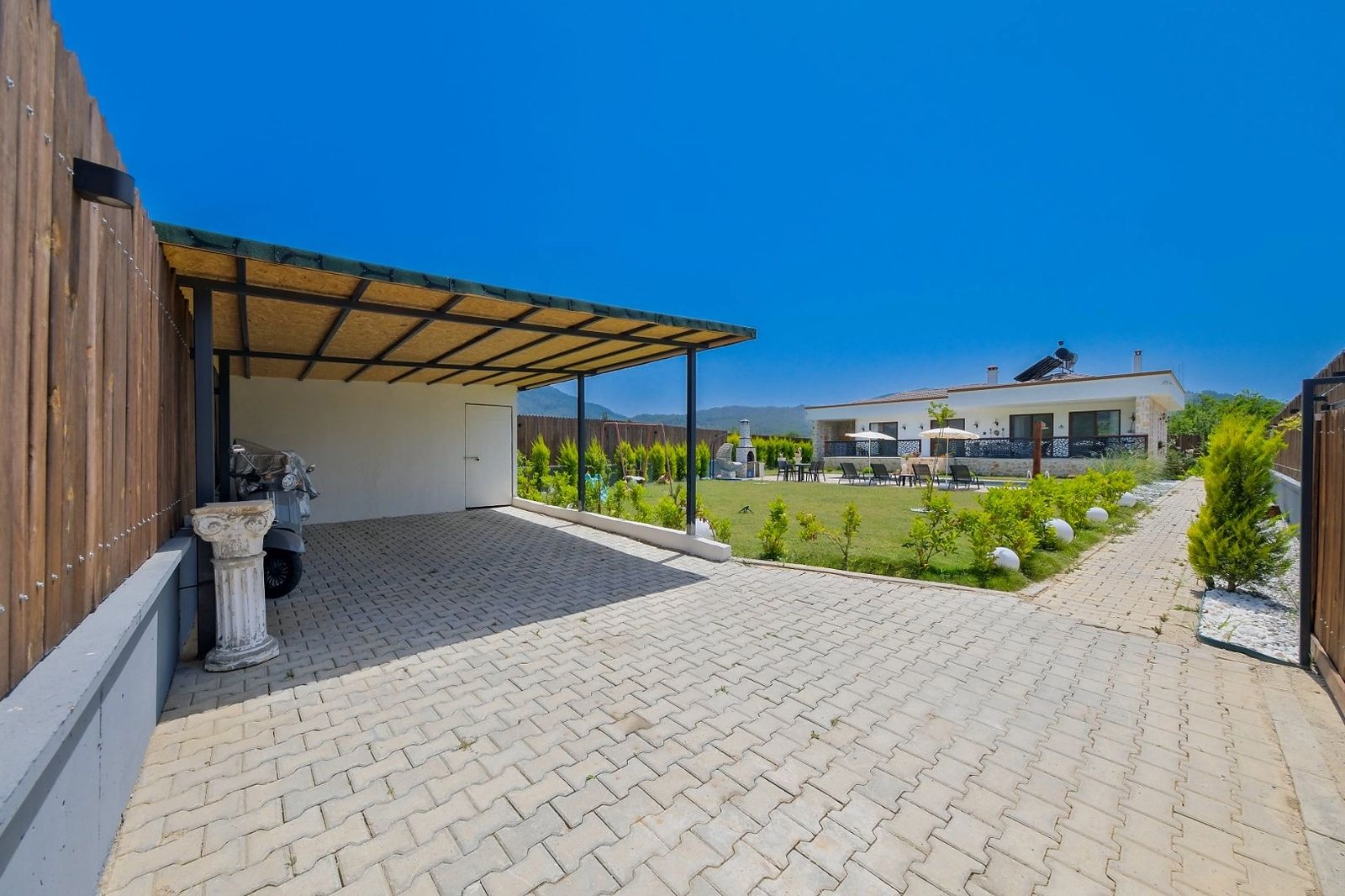 Villa