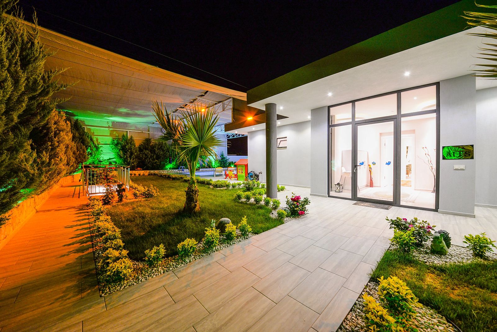 Villa