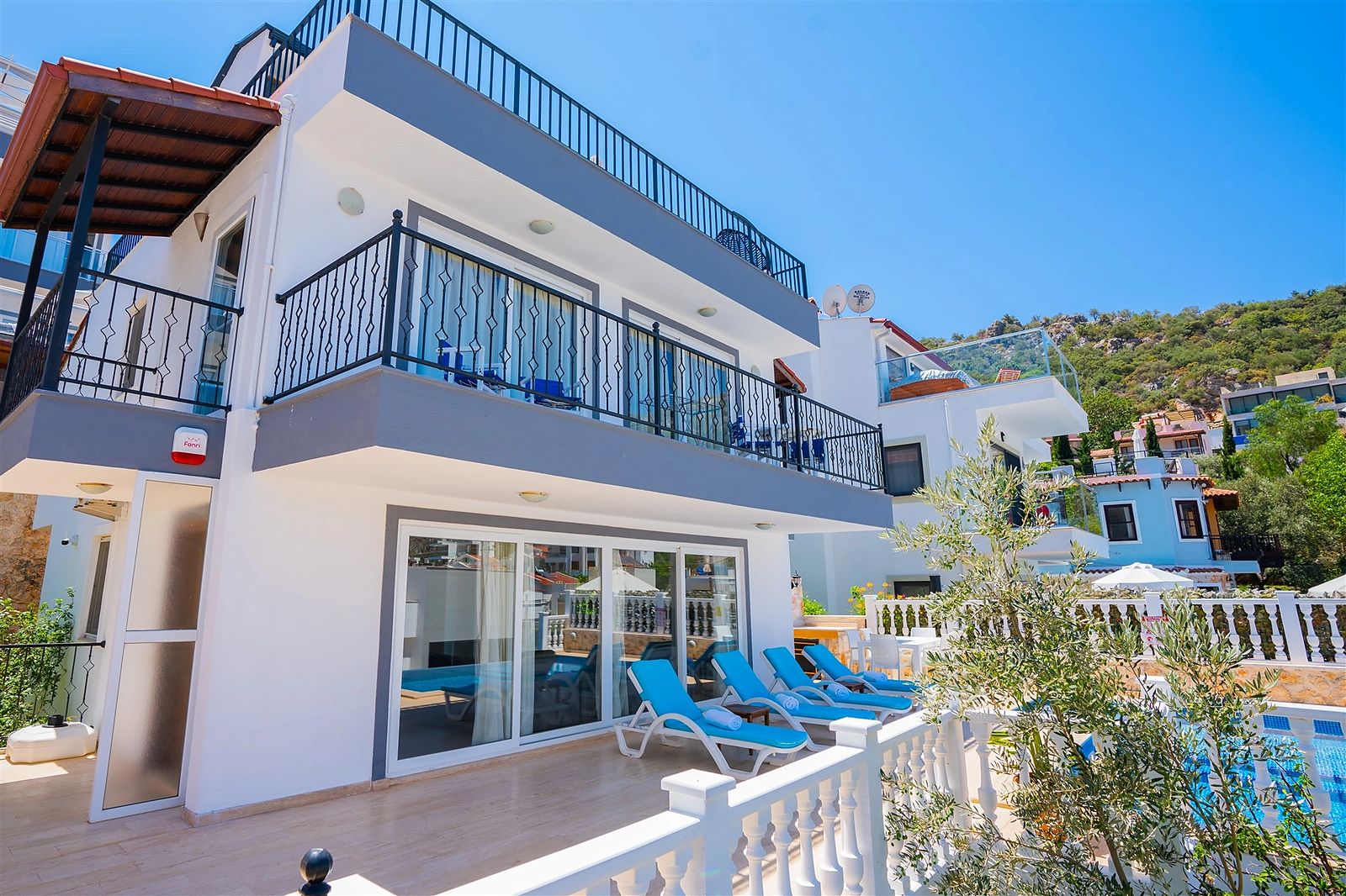 Villa