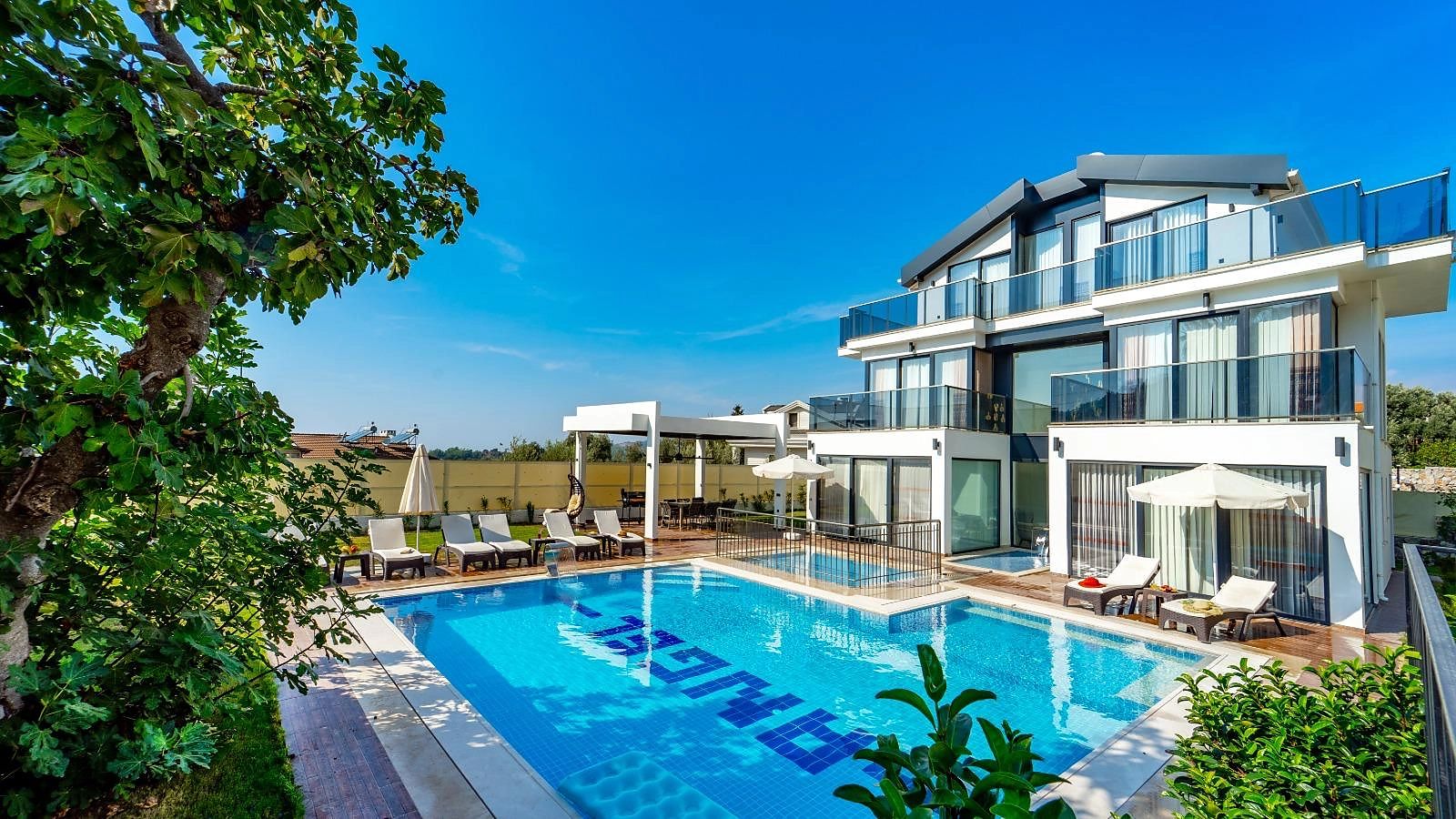 Villa