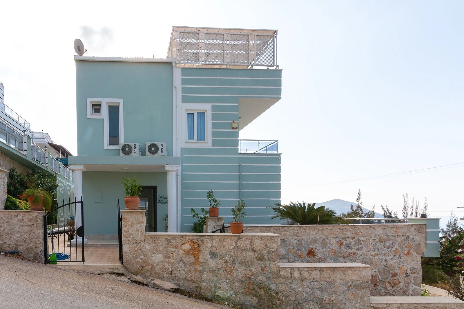 Villa
