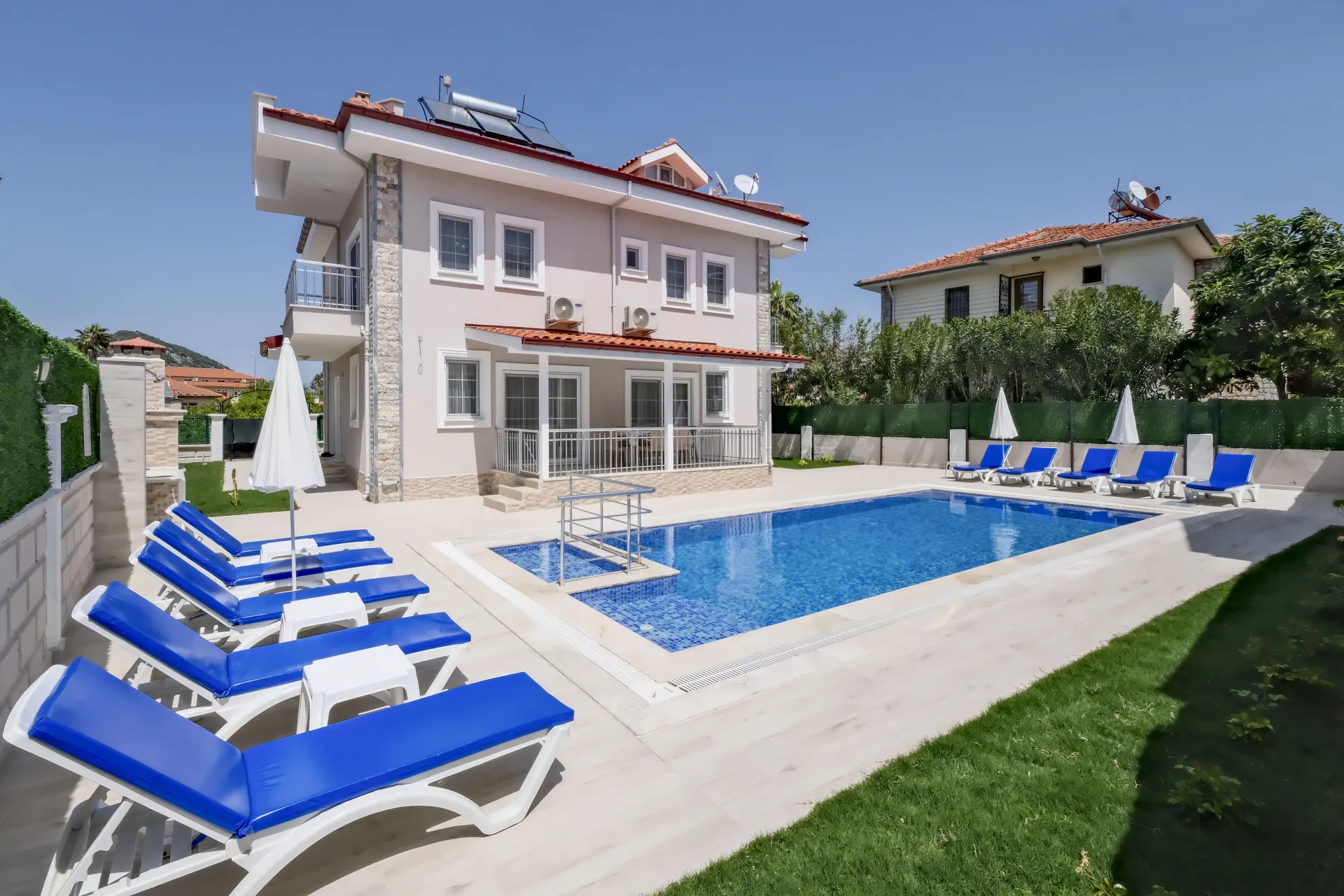 Villa