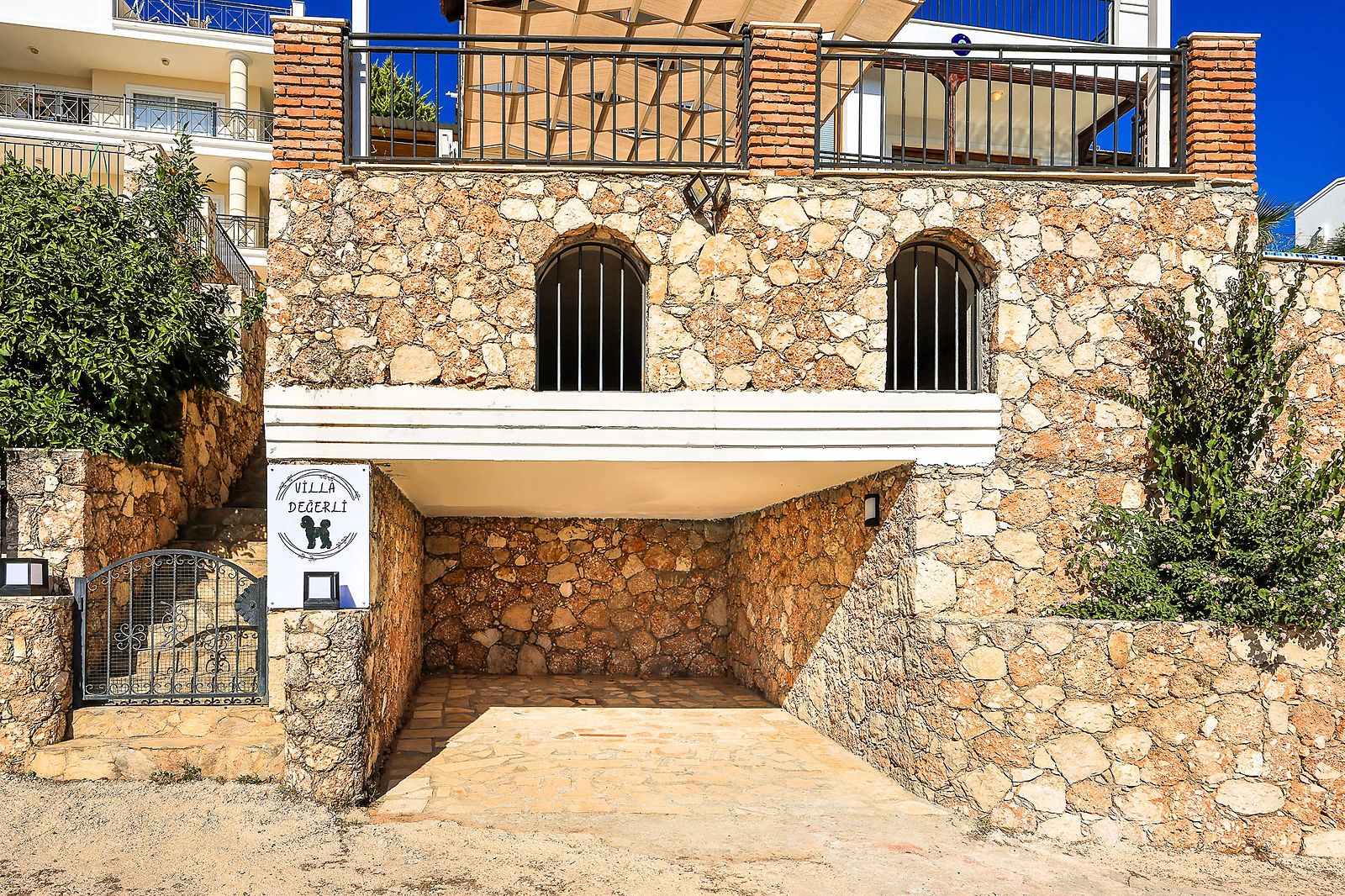 Villa