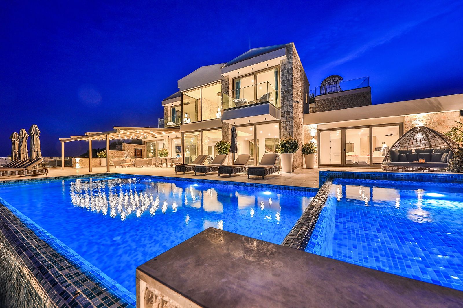 Villa