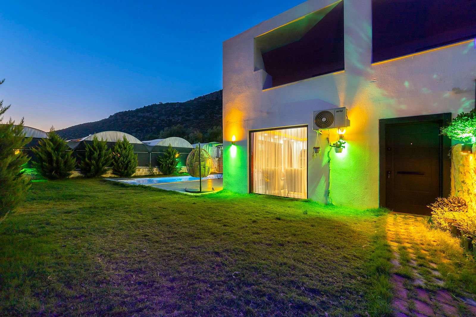 Villa