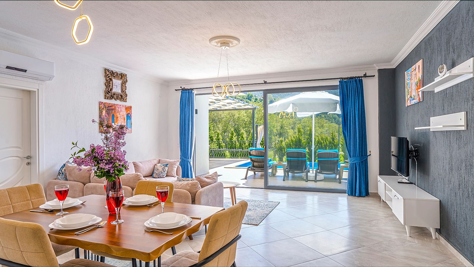 Villa