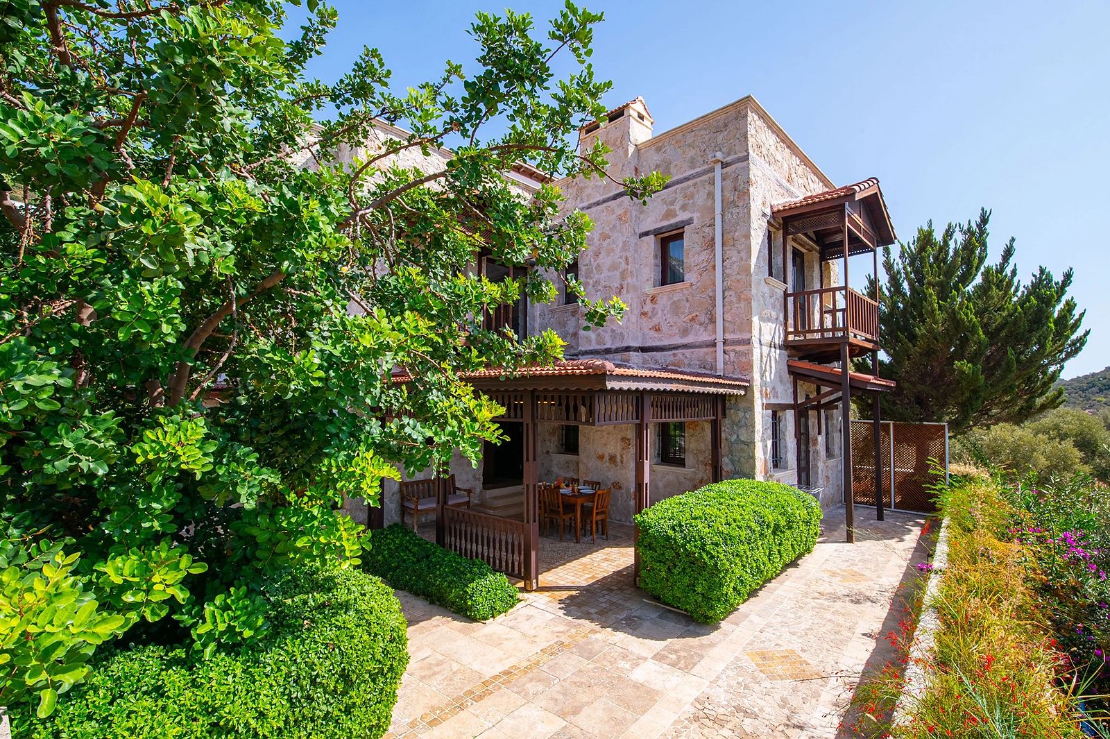 Villa
