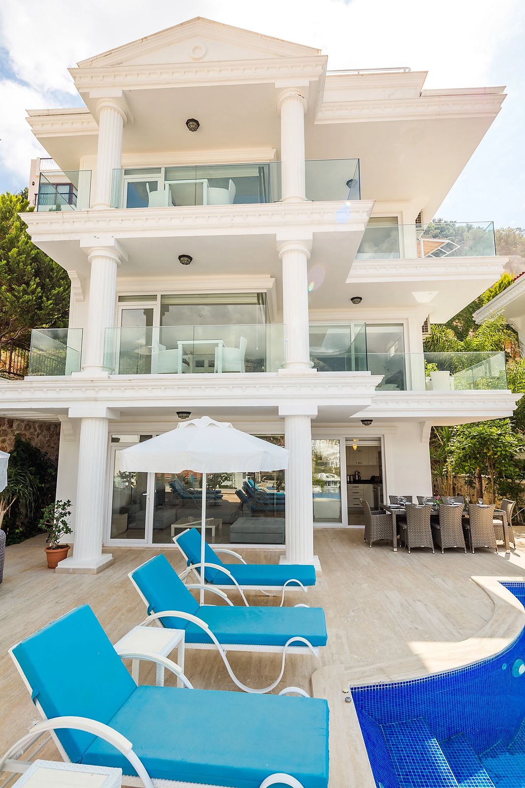 Villa