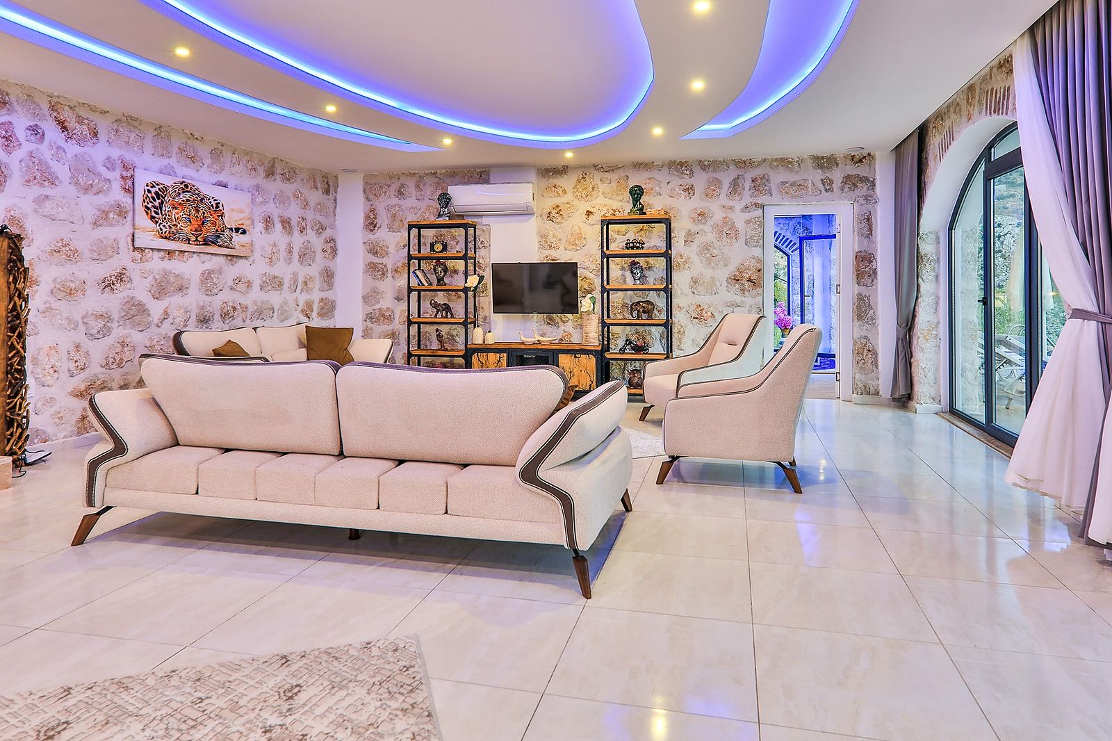 Villa