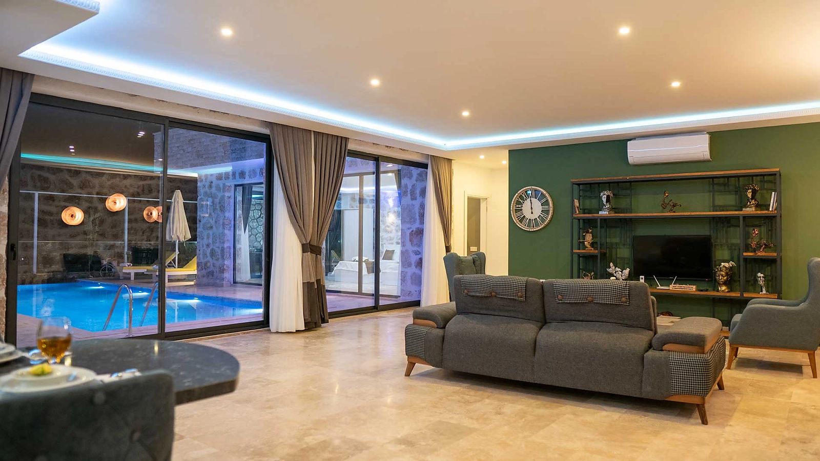Villa