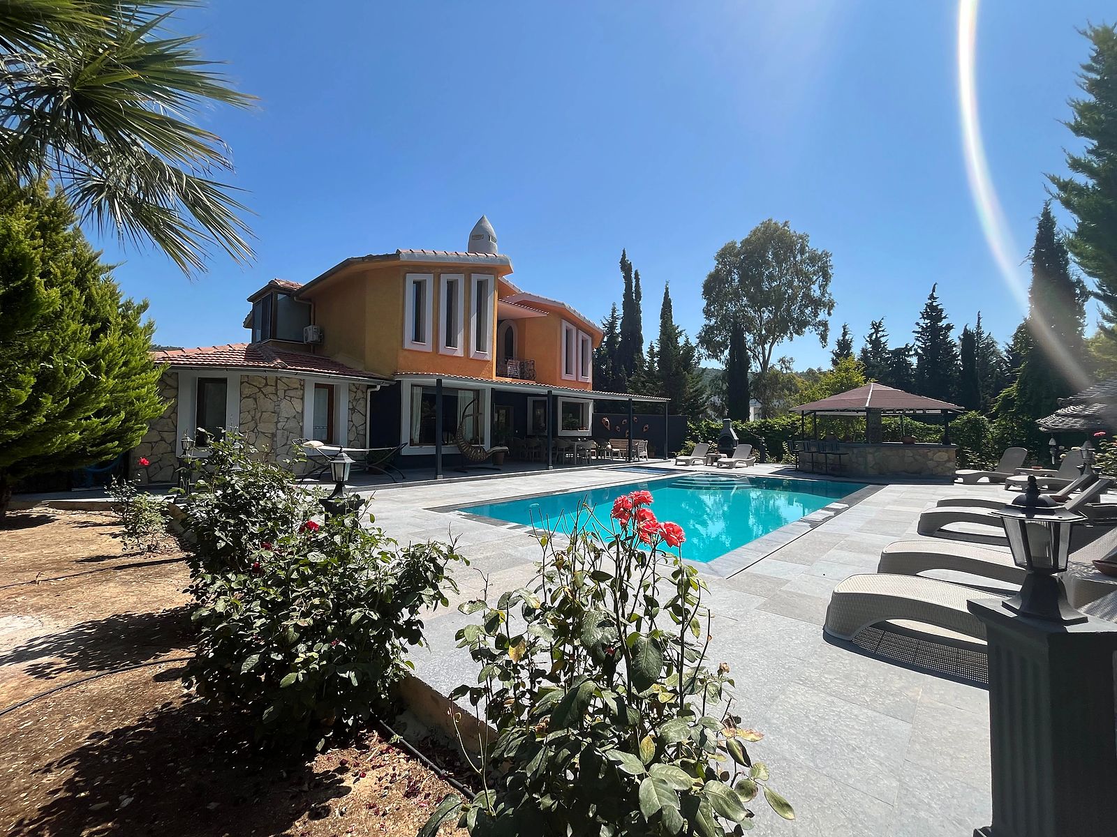 Villa