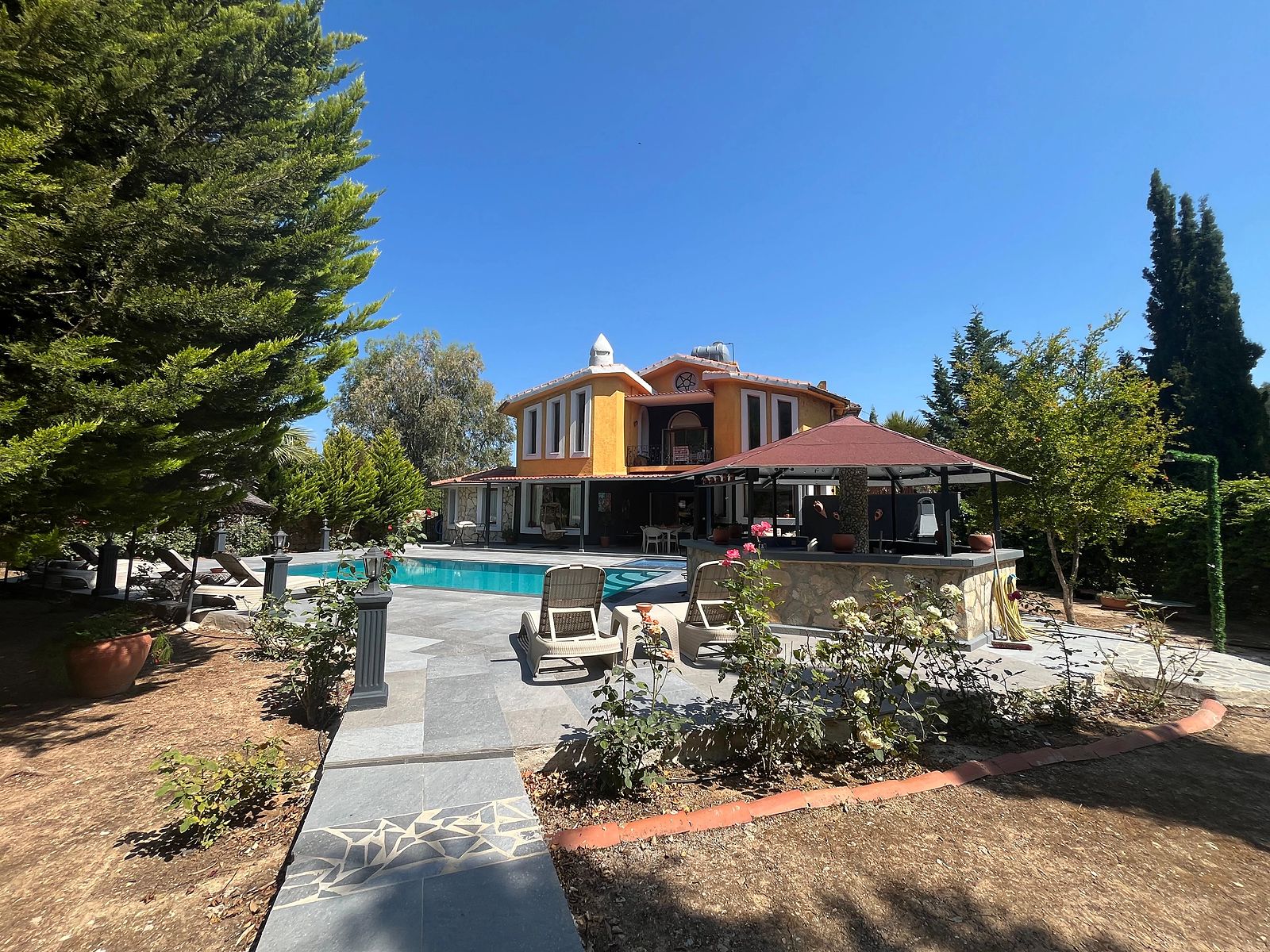 Villa