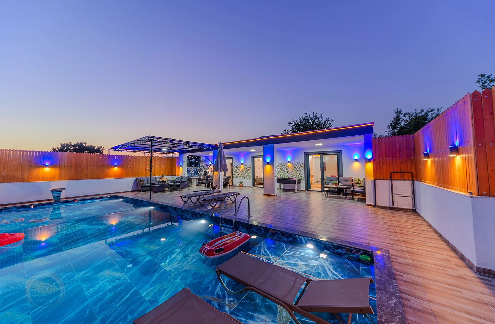 Villa
