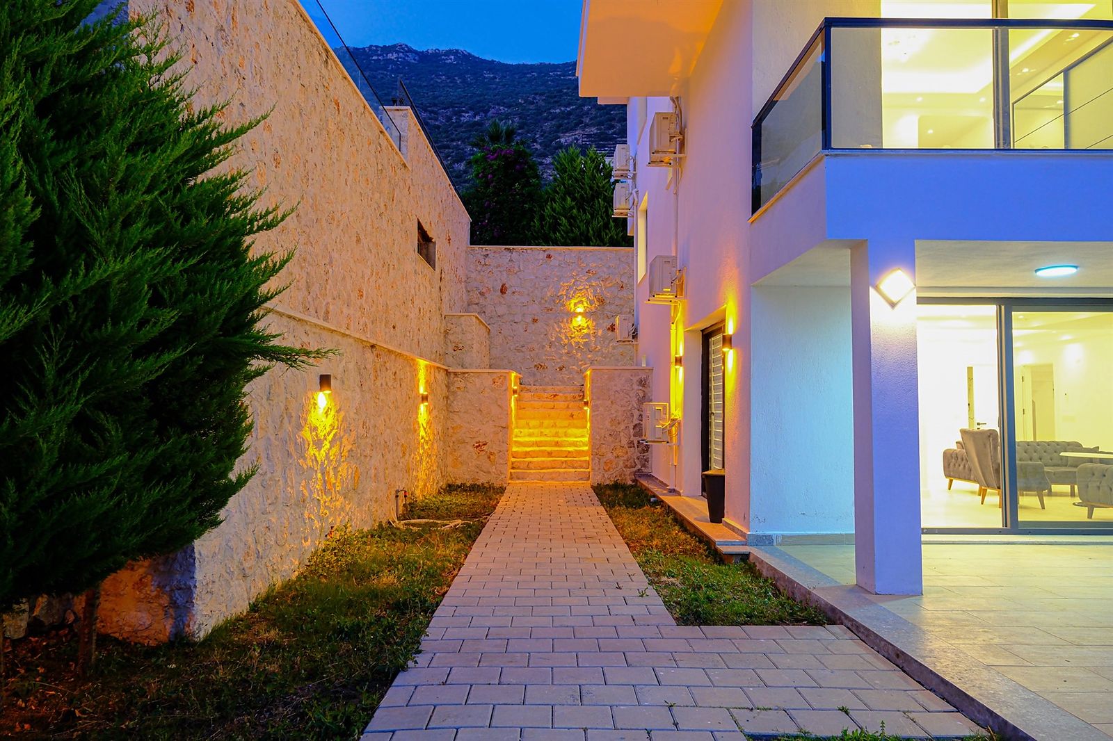 Villa