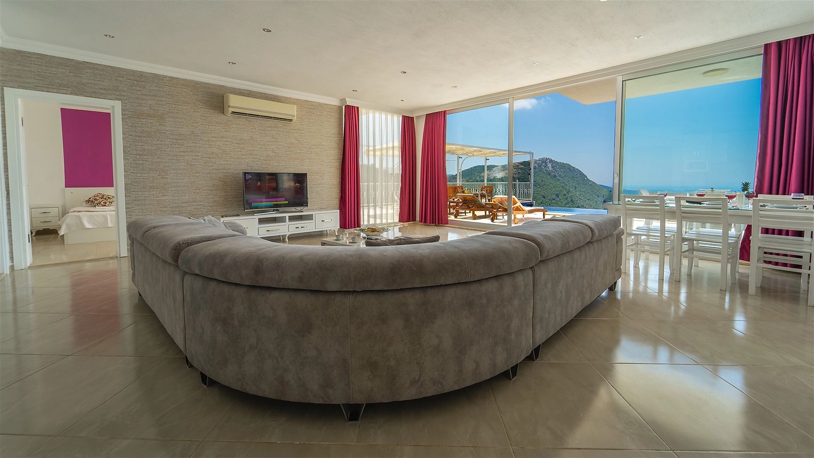 Villa