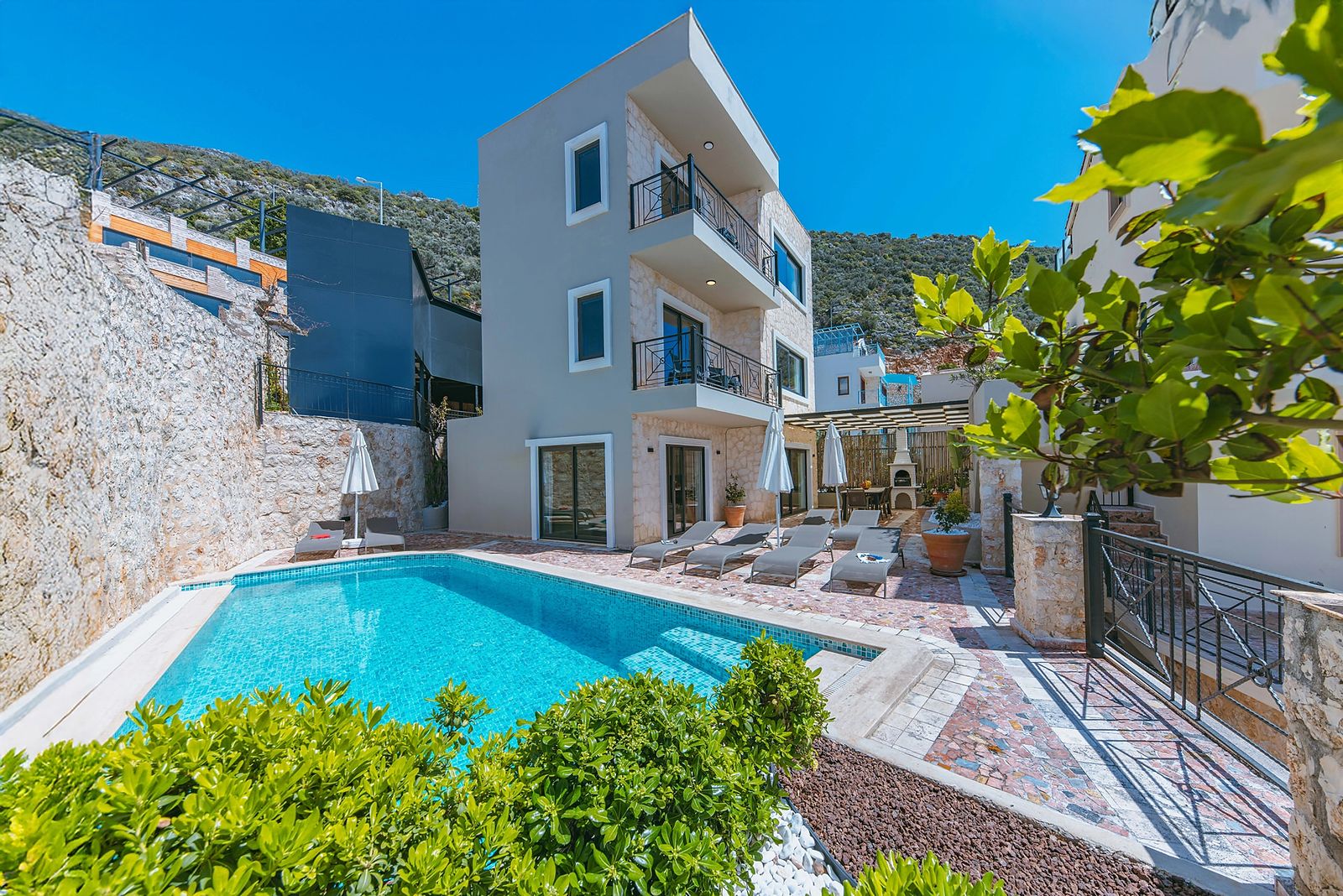 Villa