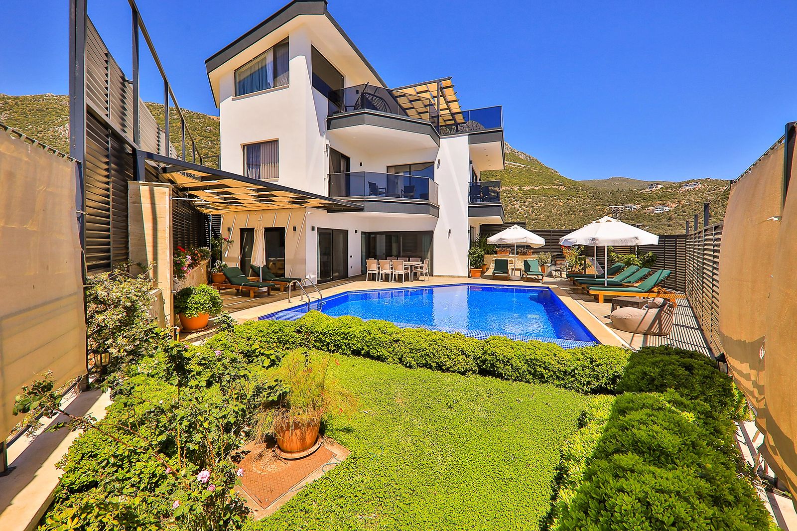 Villa