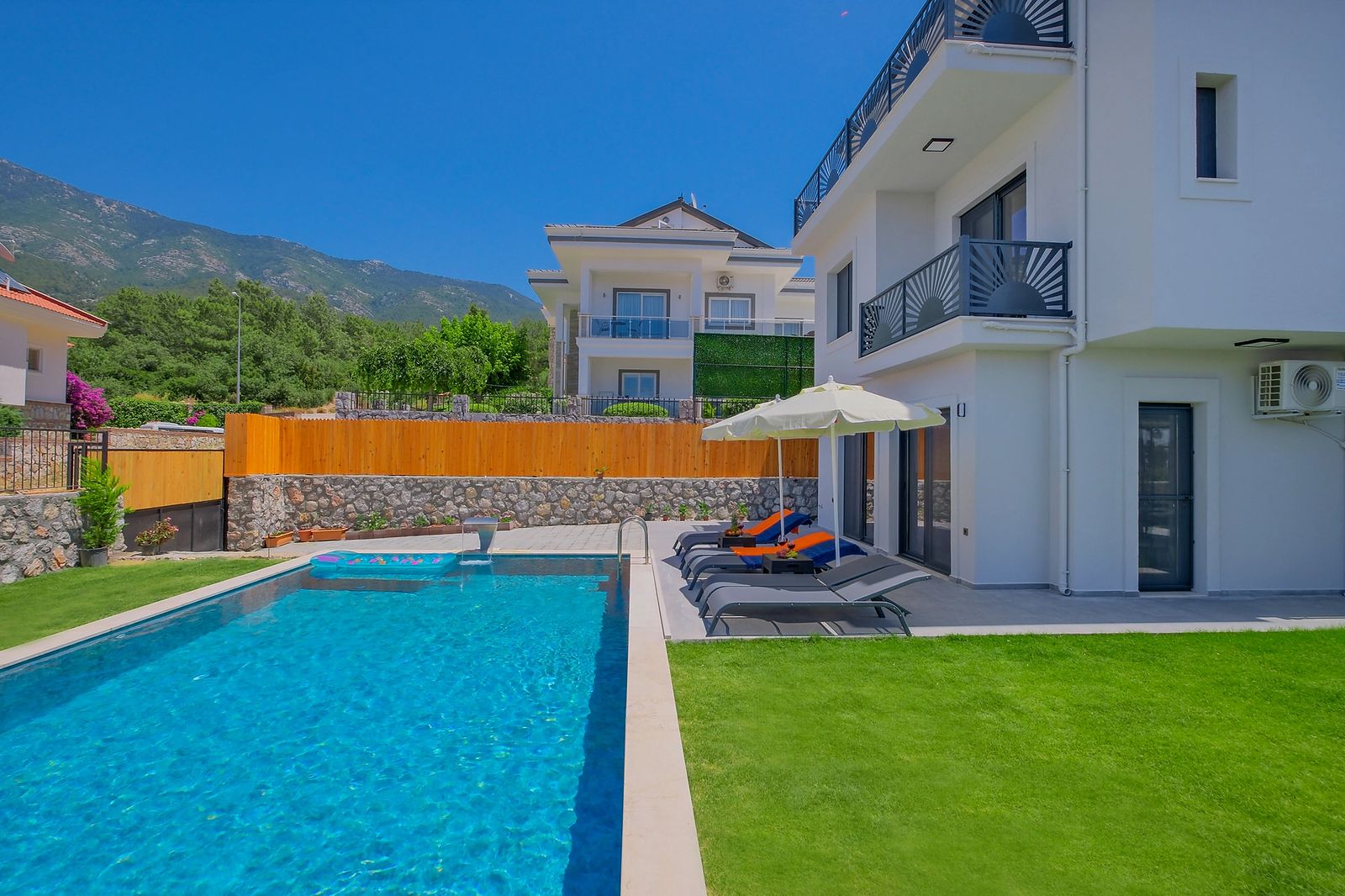 Villa