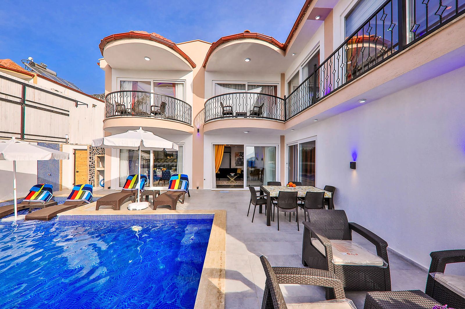 Villa