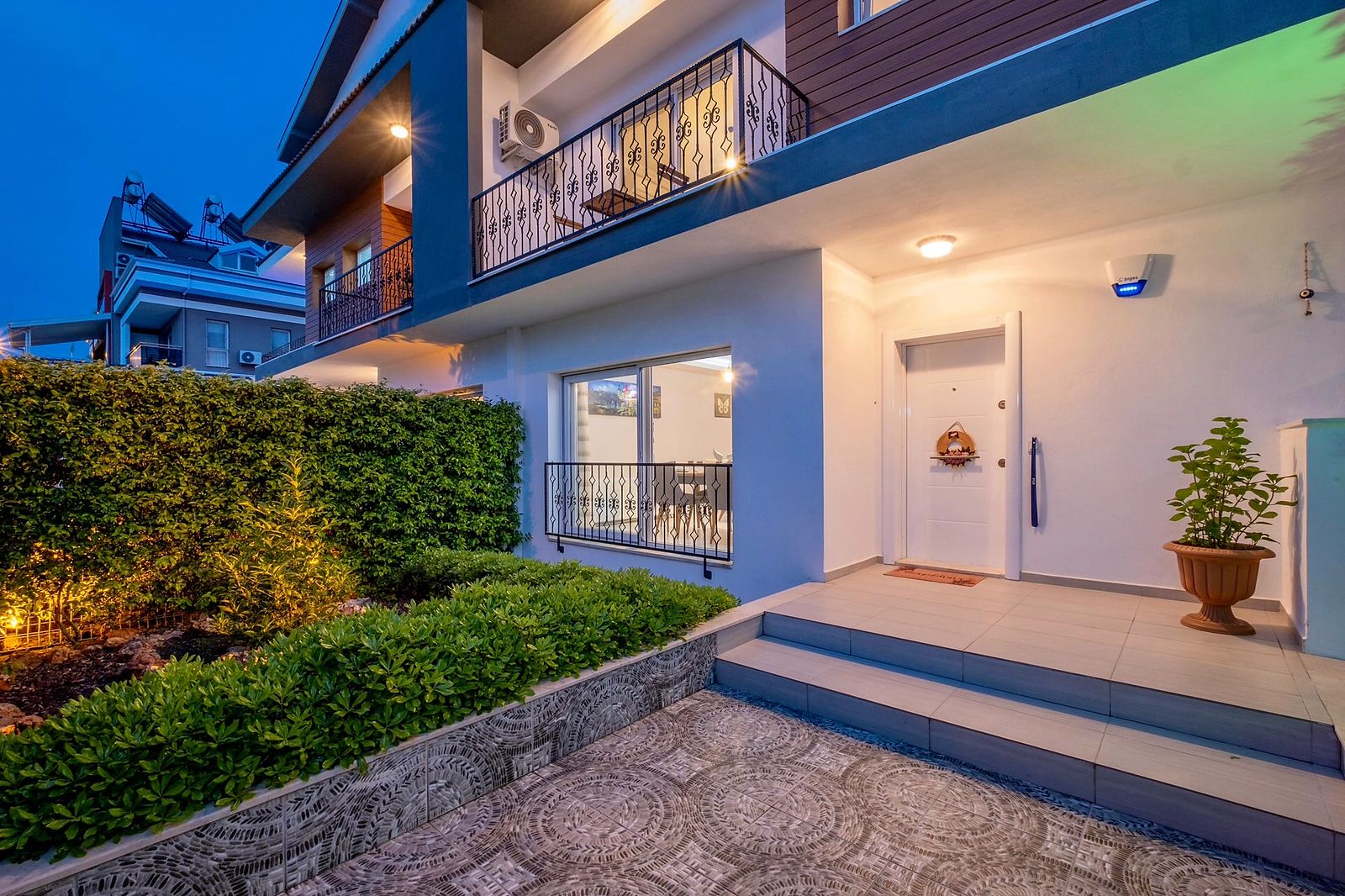 Villa