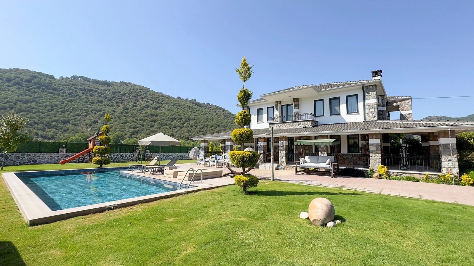 Villa