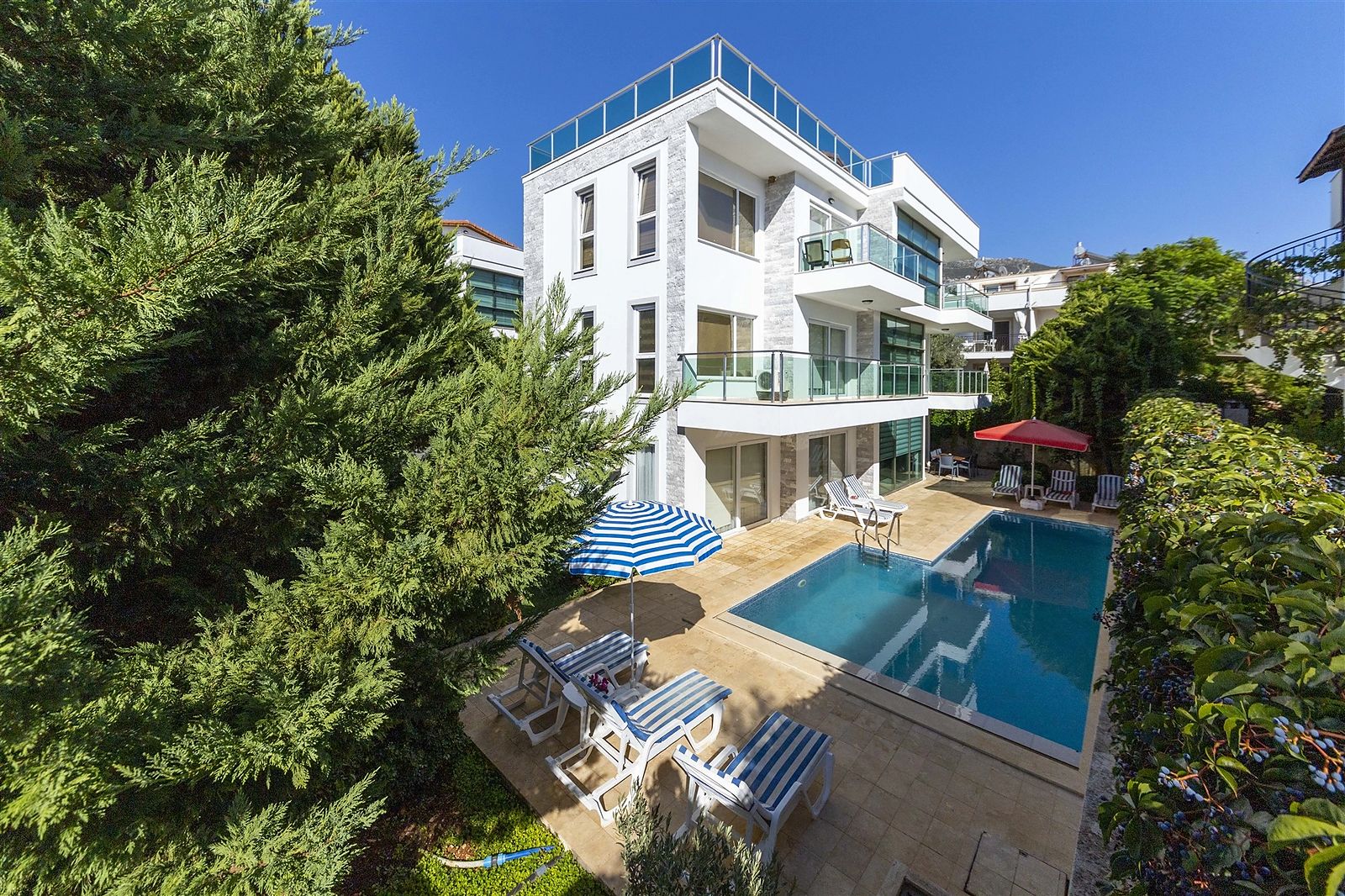 Villa
