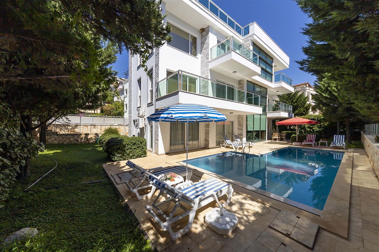 Villa