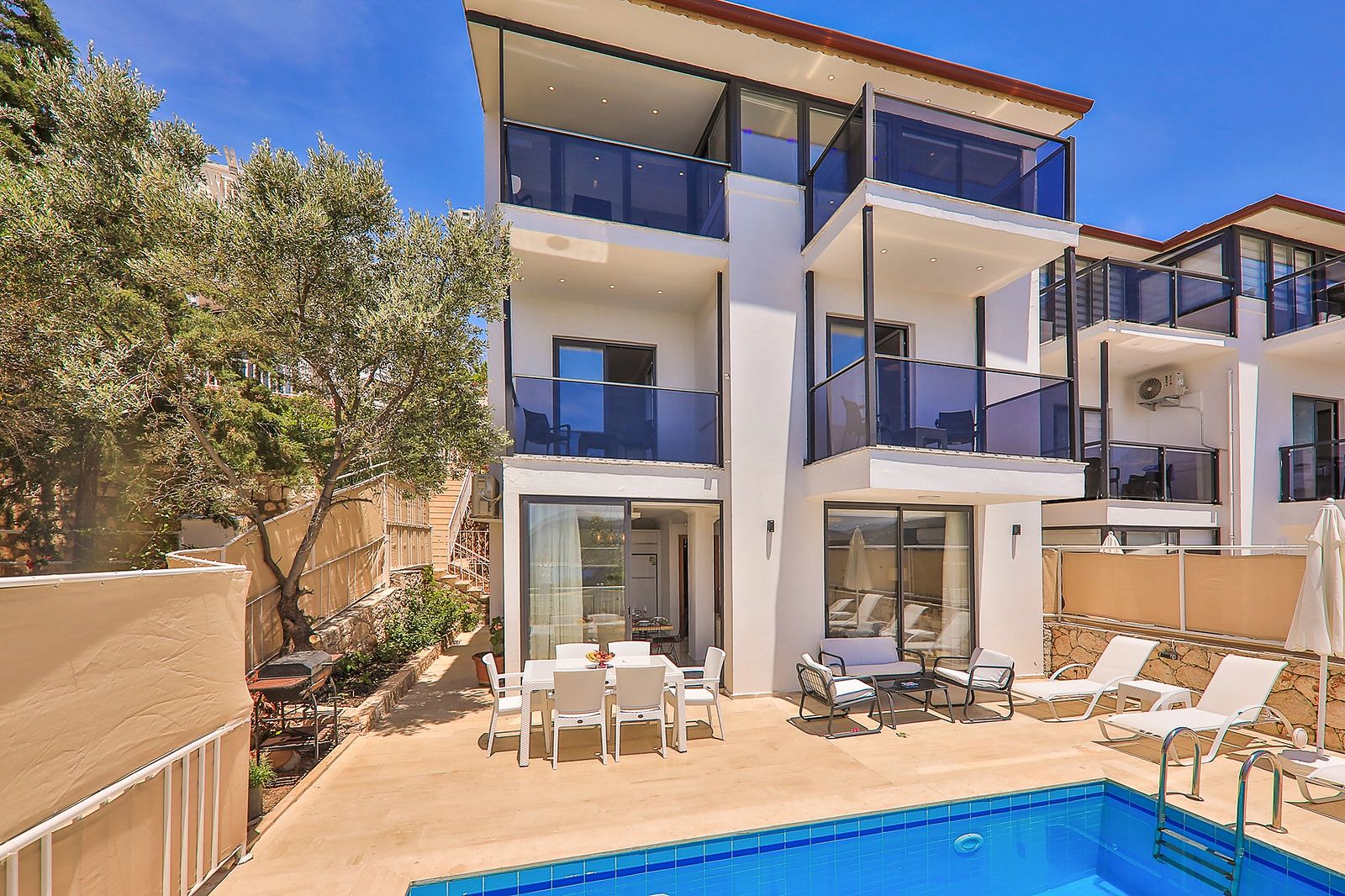 Villa