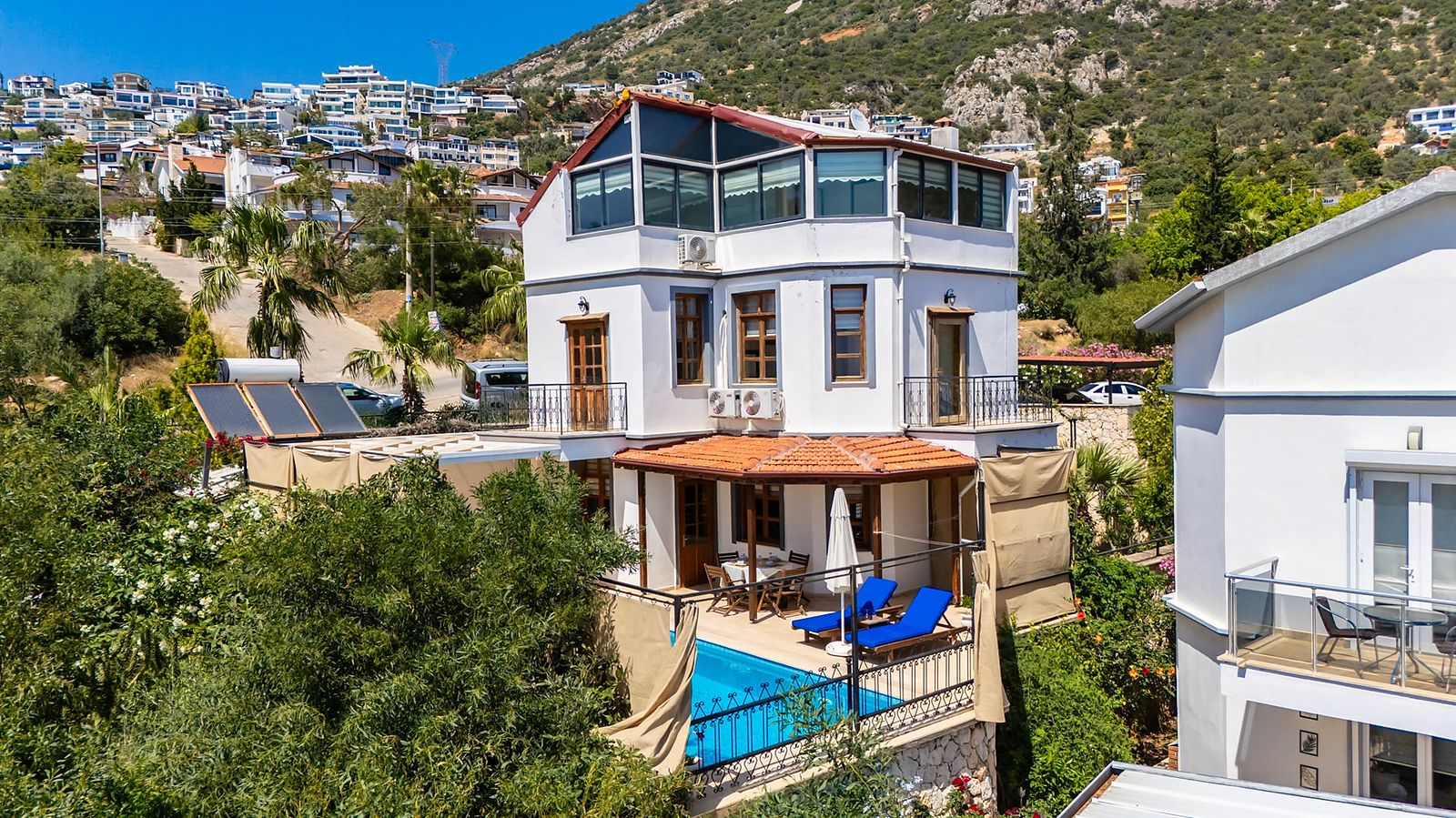 Villa