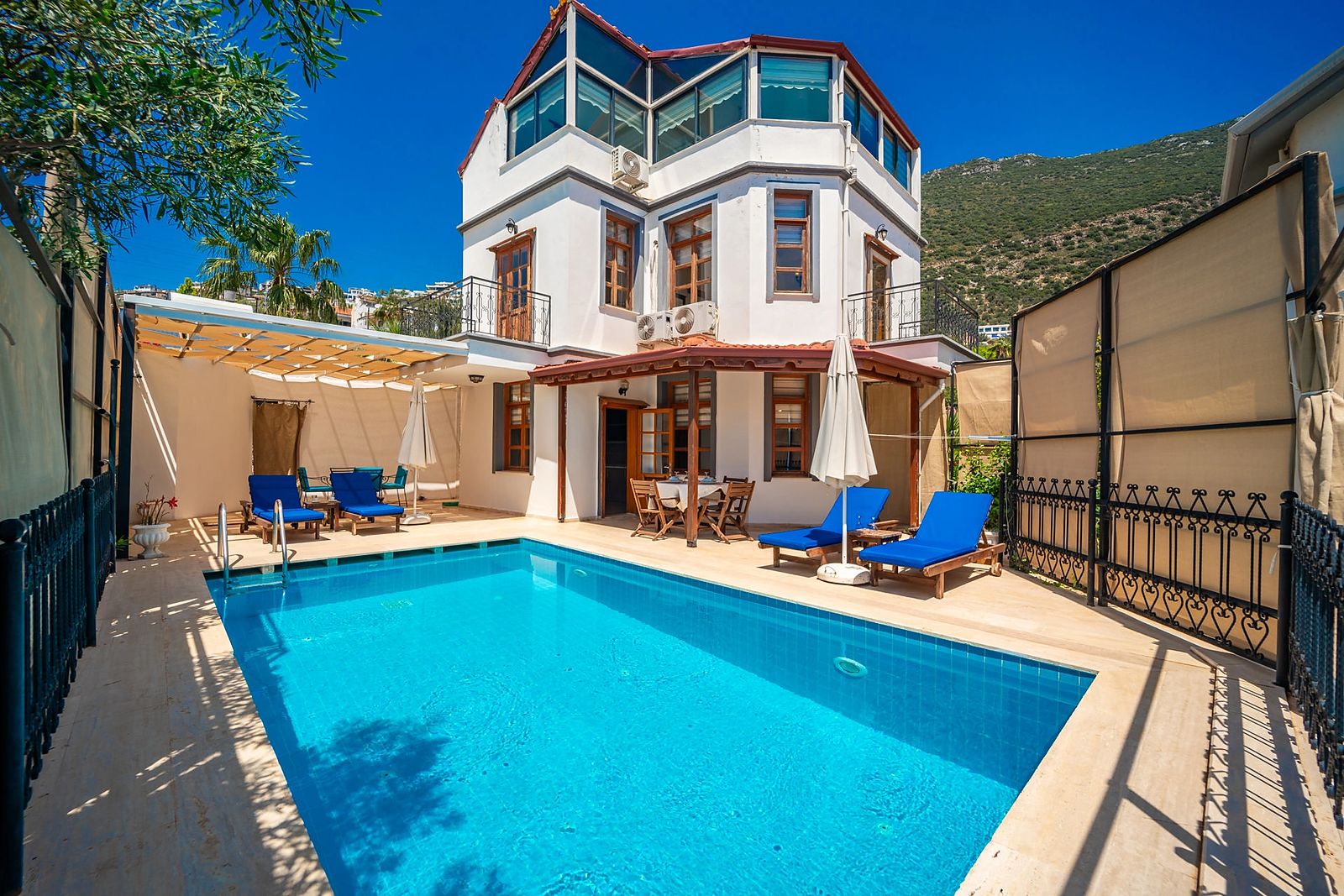 Villa