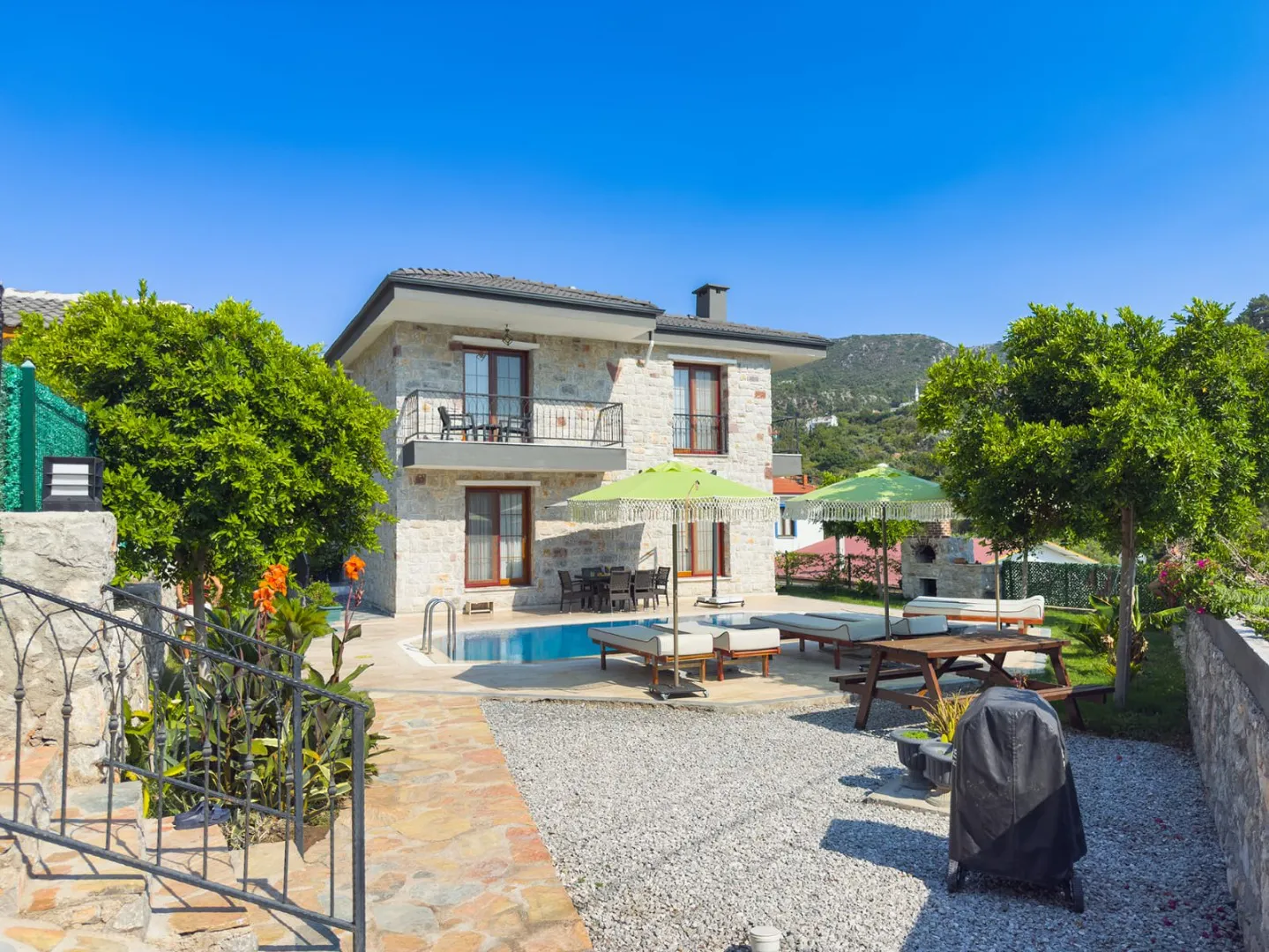 Villa