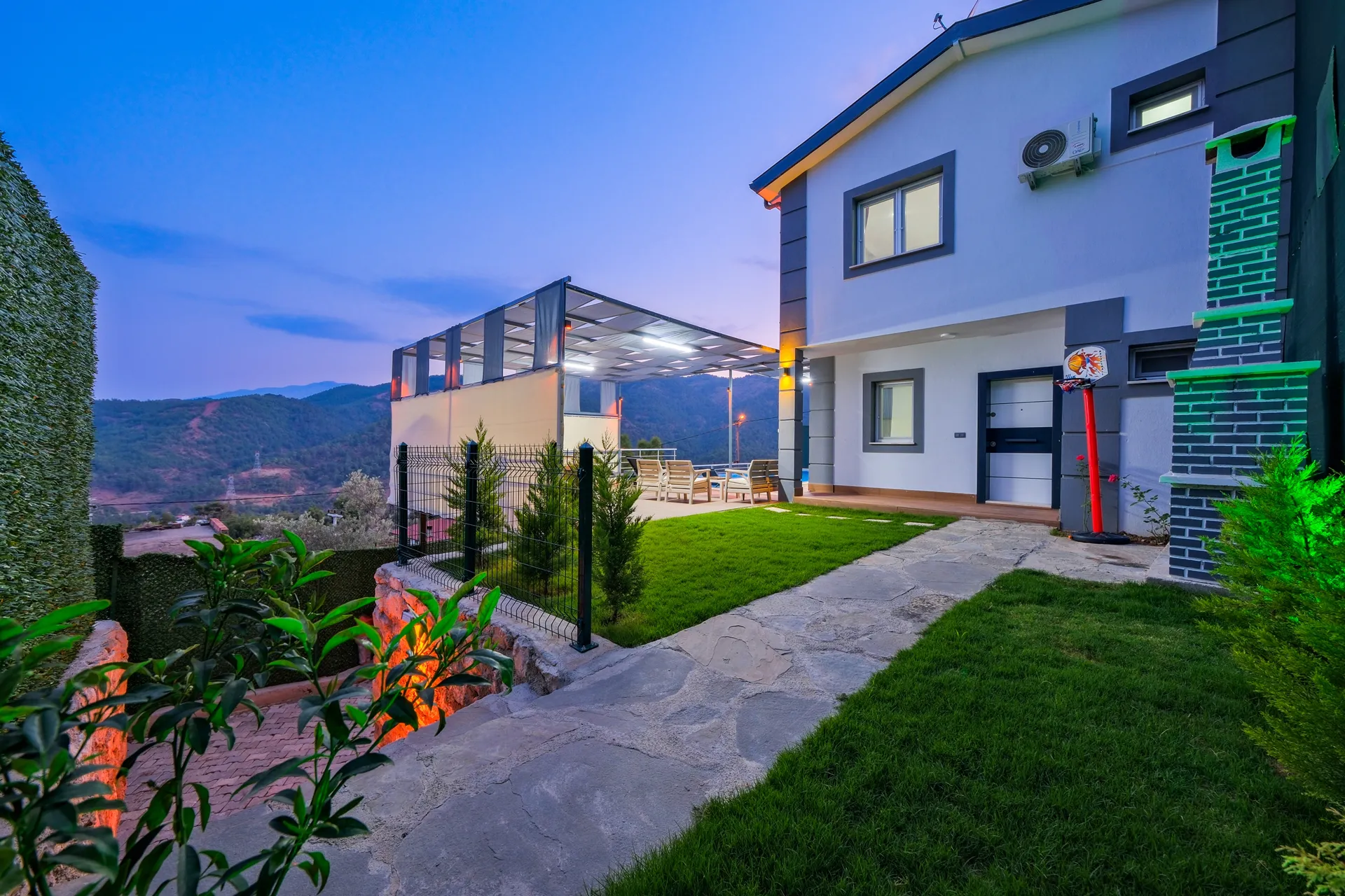Villa