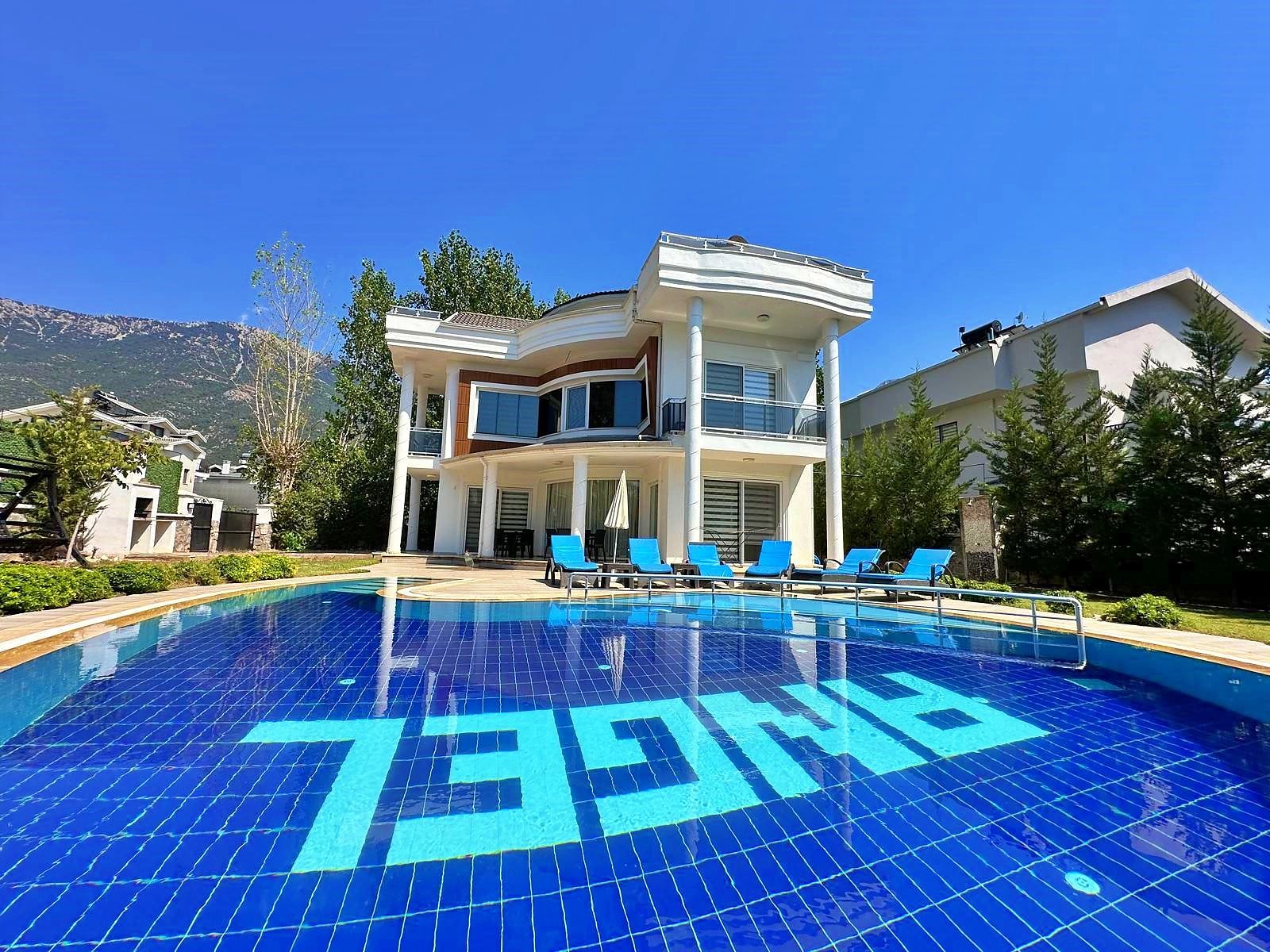 Villa