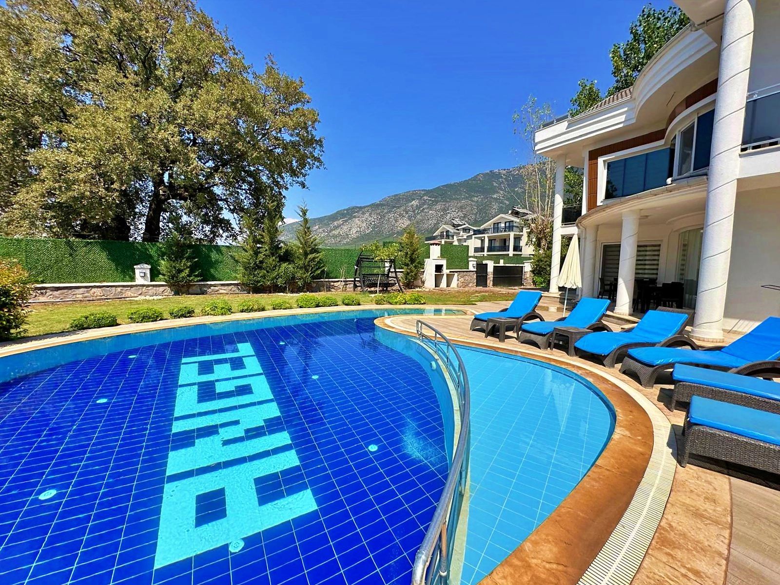 Villa