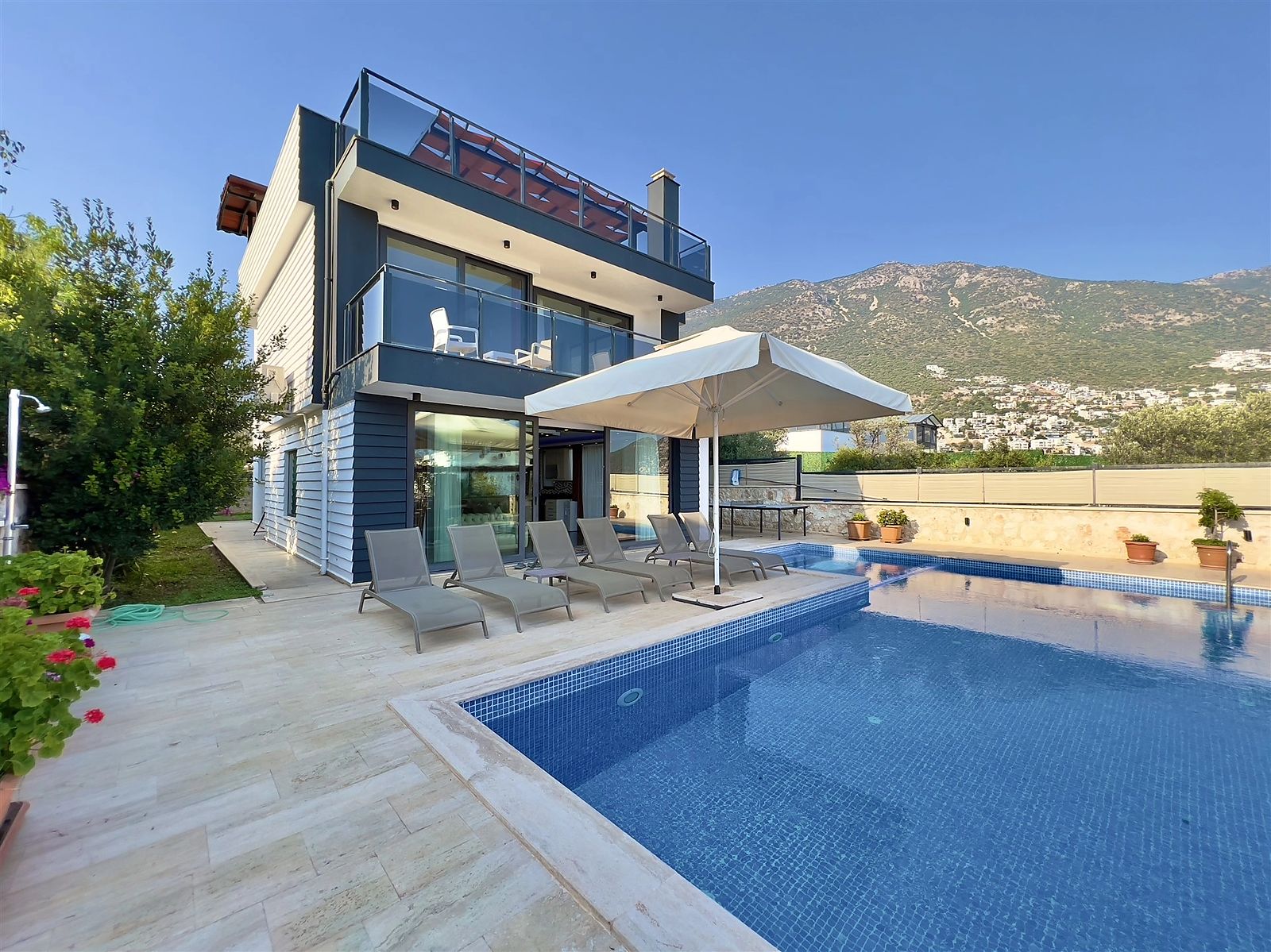 Villa