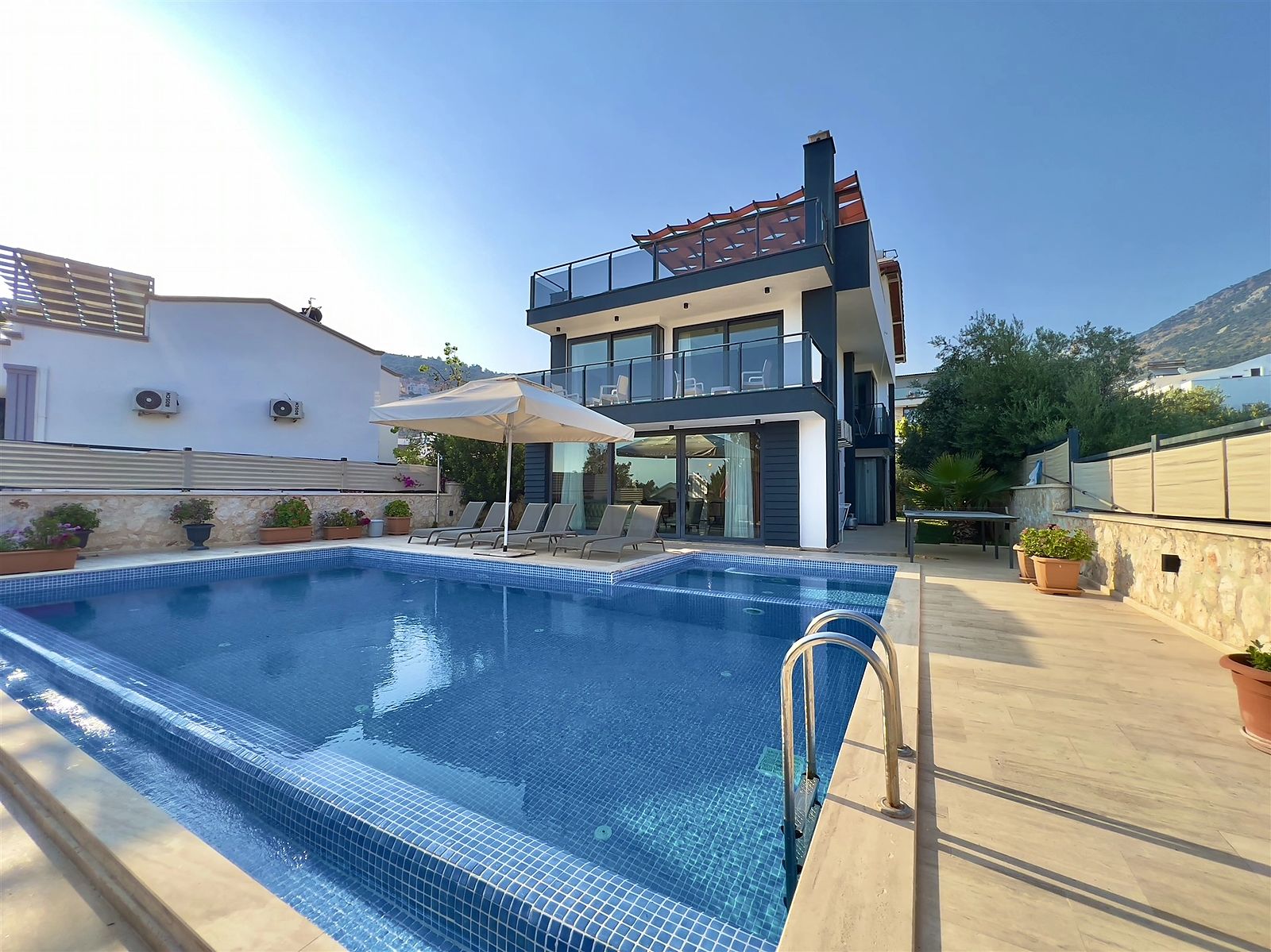 Villa